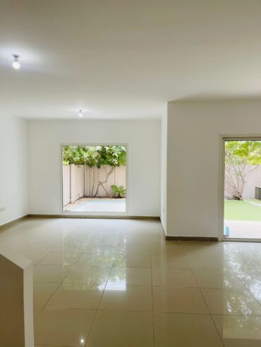 5 bhk Villa for sale at Contemporary Village, Al Reef, Abudabi for 2.6 Million