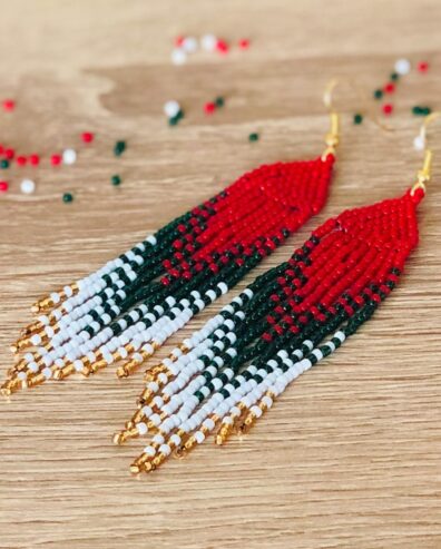 Beaded earrings for Christmas 🎅🏻