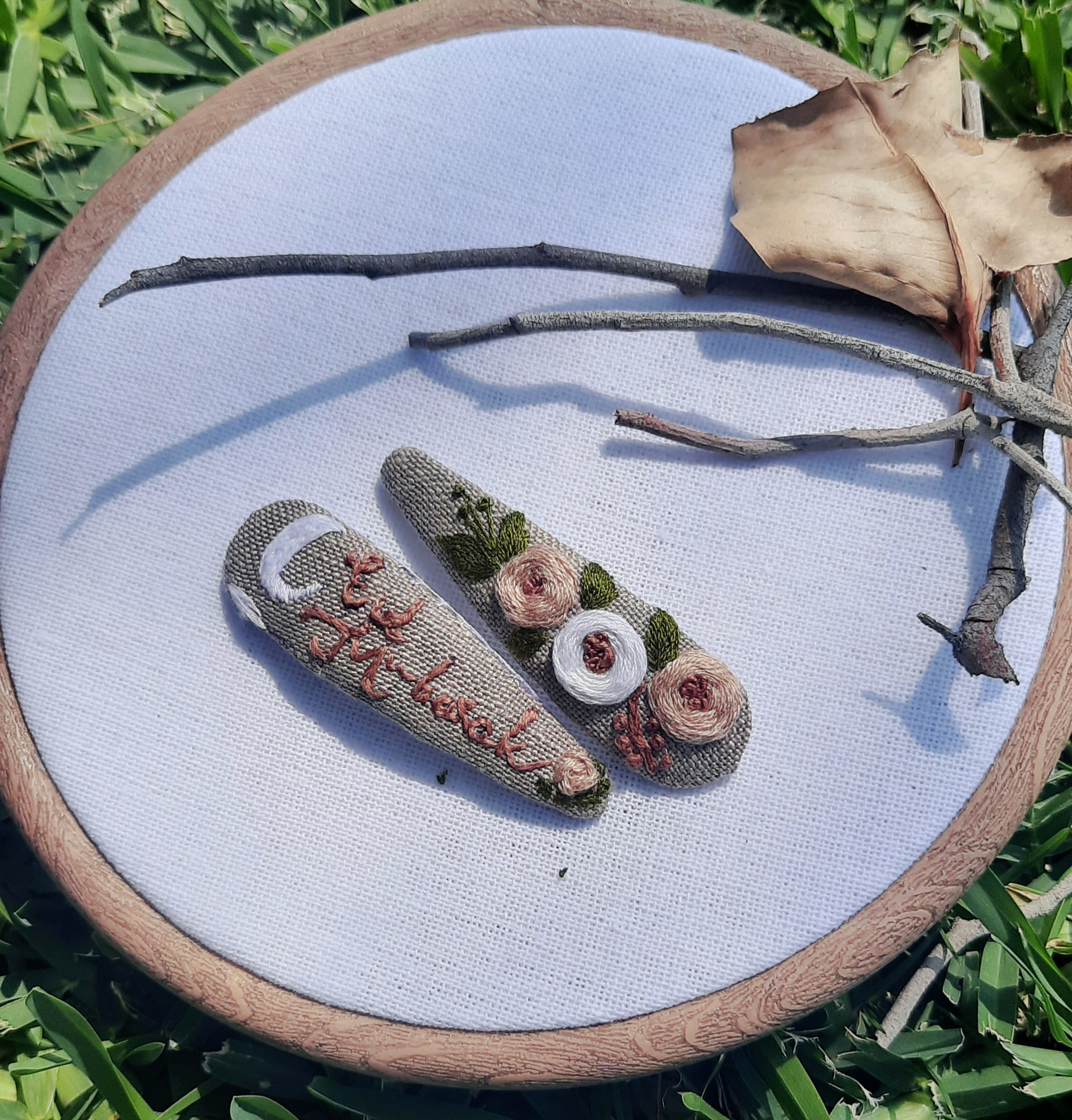 Customised Embroidery Hair Clips Combo Set!!/ Gifting/Hair Accessories