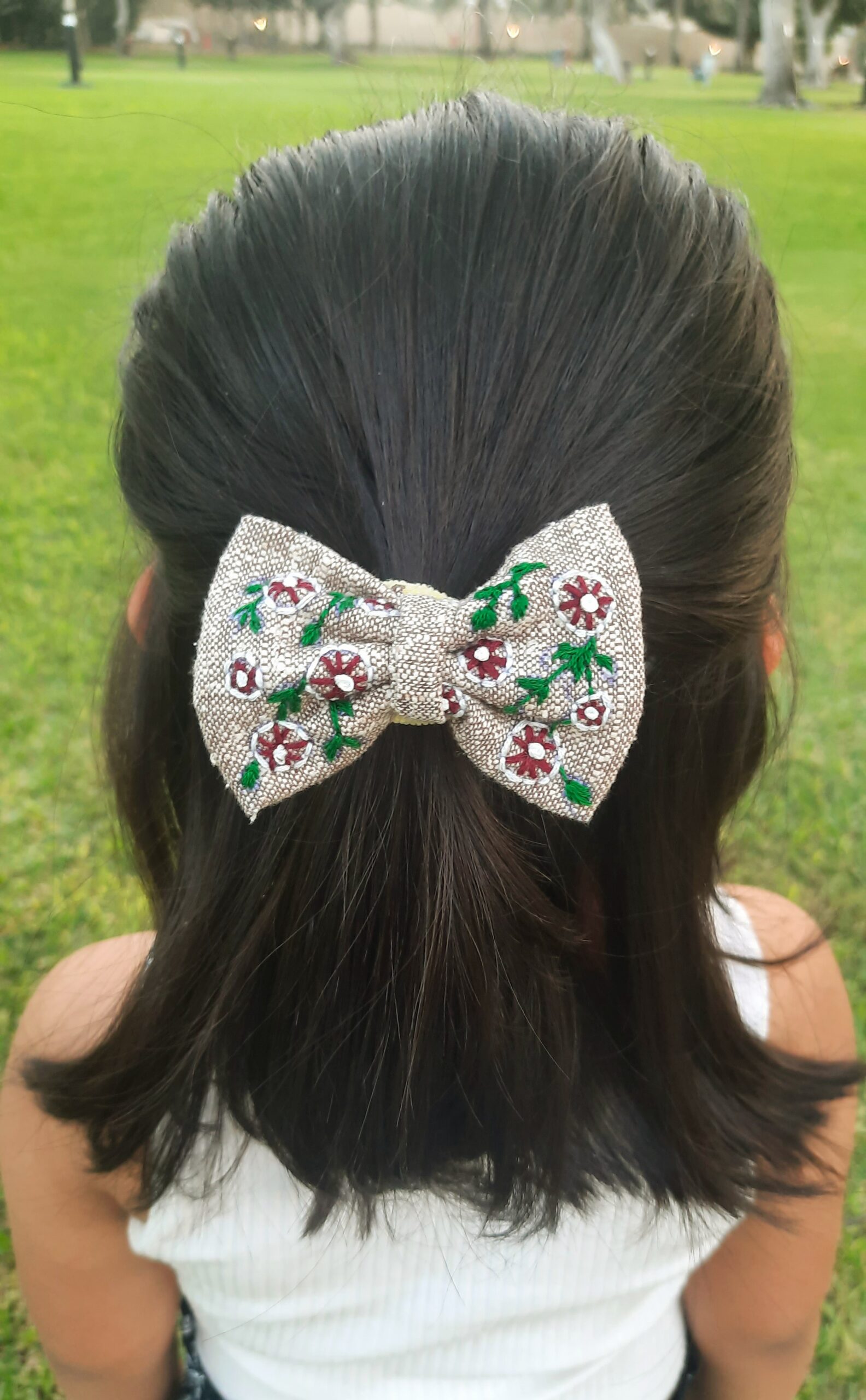 Customised hand embroidered hair bow/perfect for hair styling/birthdays/cute