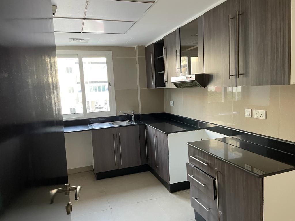 Rent 3bhk + maid + closed kitchen @95 k multiple cheque’s