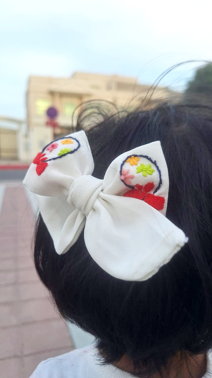 Customised Hair bows/Floral/Handmade/Gifts