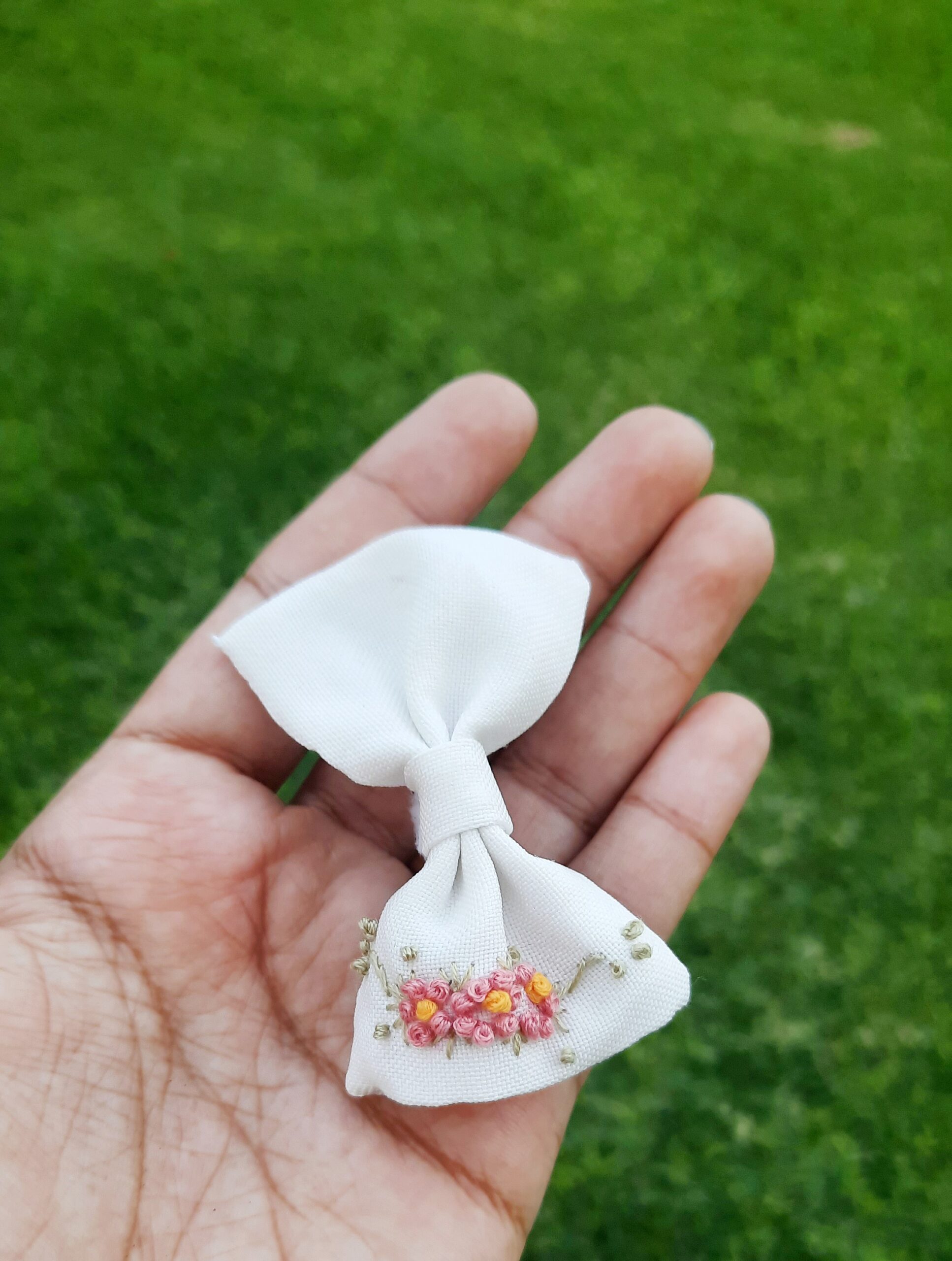Hair Bows/Customised/Birthday/Anniversary/Perfect Gift