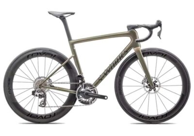 2025-specialized-s-works-tarmac-sl8-sram-red-axs-road-bike-1