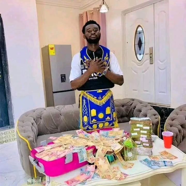 ֍+2347038116588)♛ #How can I join ritual money occult temple in France for wealth?