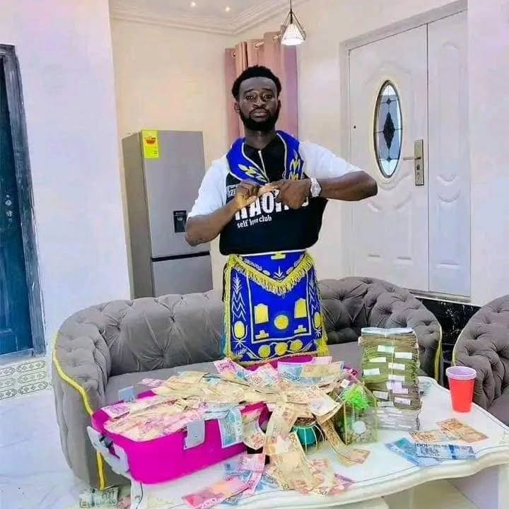 ֍+2347038116588)♛ #How can I join ritual money occult temple in France for wealth?