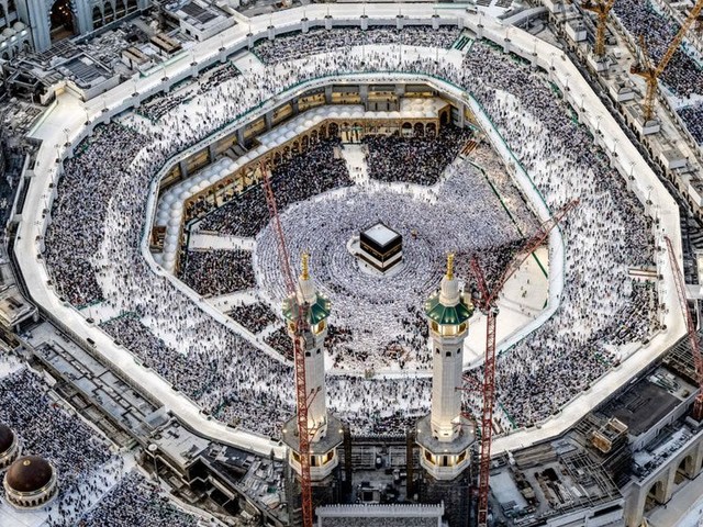 Hajj 2026 Guide: Essential Tips, Dates, Requirements & Preparation for Pilgrims